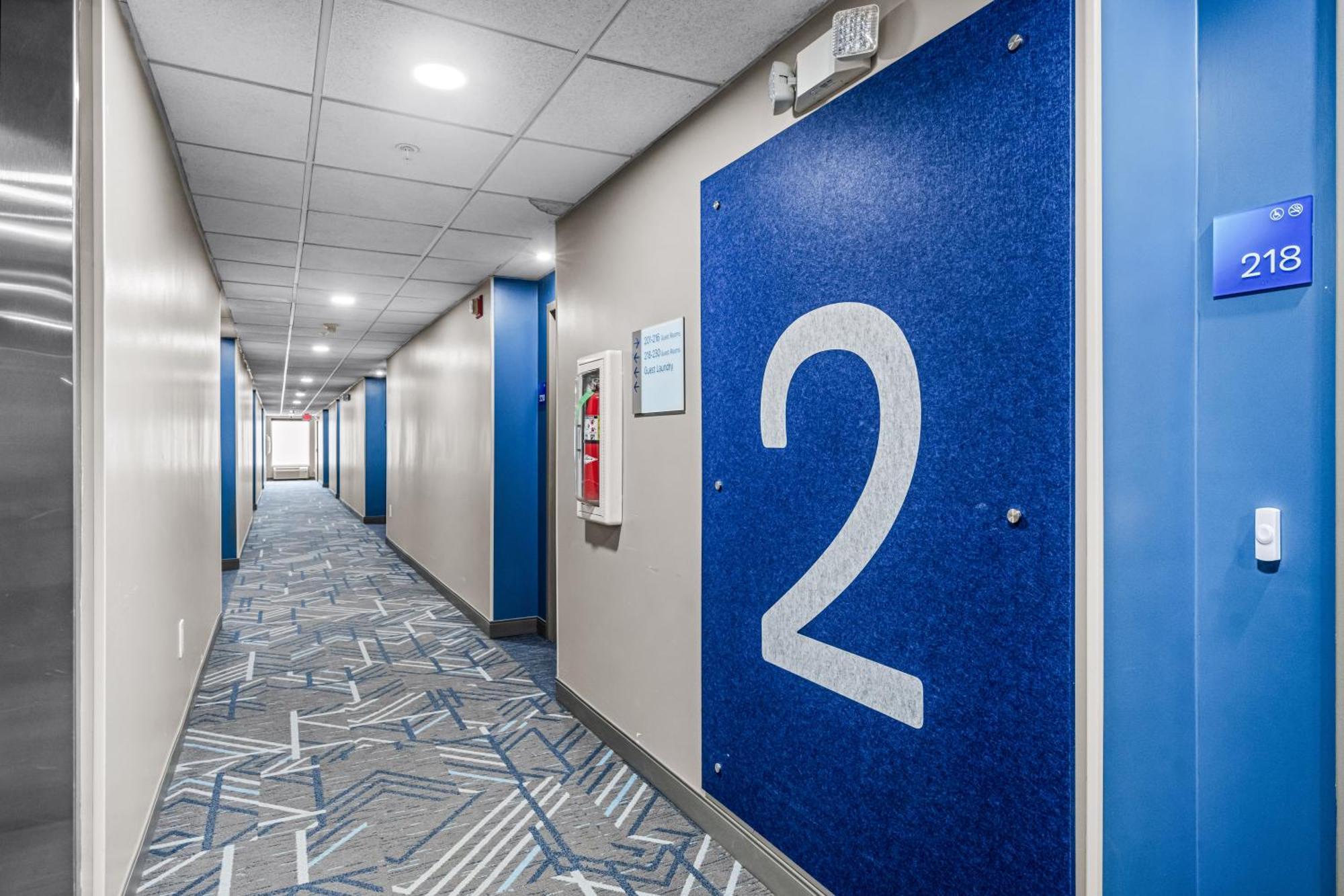 Holiday Inn Express & Suites Carneys Point - Pennsville By Ihg Exterior foto