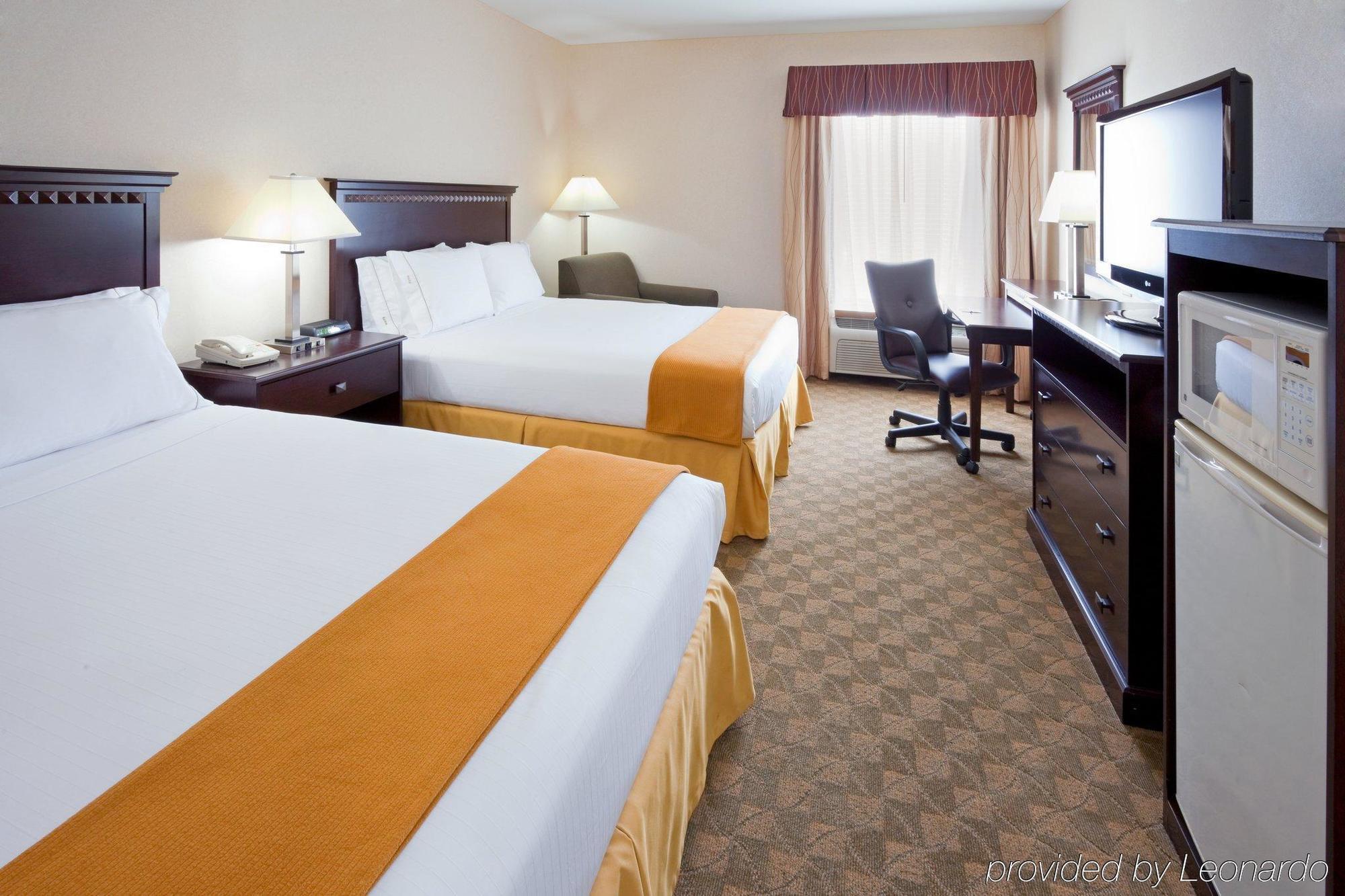 Holiday Inn Express & Suites Carneys Point - Pennsville By Ihg Habitación foto